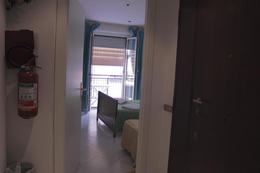 Tourist House Roma Aparthotel Cameră foto