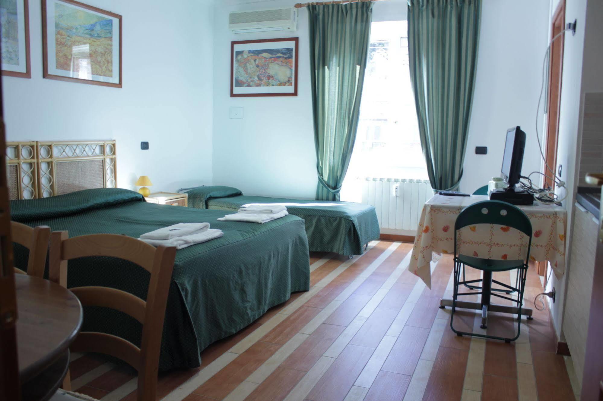 Tourist House Roma Aparthotel Exterior foto